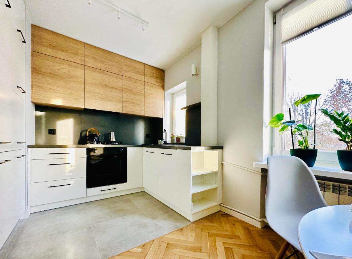 Eastside Warsaw Apartment Екстериор снимка